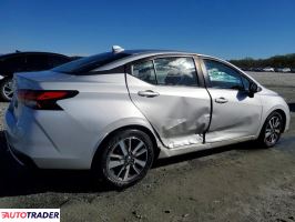 Nissan Versa 2020 1