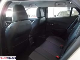 Peugeot 2008 2021 1.2 100 KM