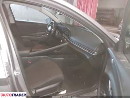 Hyundai Elantra 2025 2