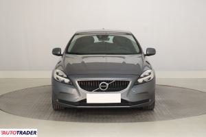 Volvo V40 2019 1.5 120 KM