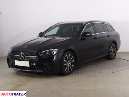 Mercedes E-klasa 2022 2.0 191 KM