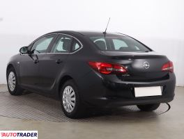 Opel Astra 2015 1.4 99 KM