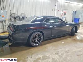 Dodge Challenger 2021 6