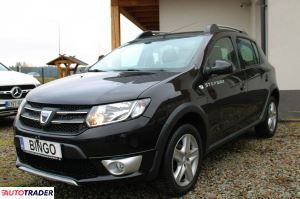 Dacia Sandero Stepway 2015 0.9 90 KM