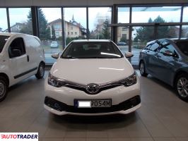 Toyota Auris 2016 1.6 132 KM Toyota Auris 2016 1.6 132 KM