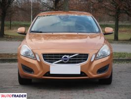 Volvo V60 2012 1.6 147 KM