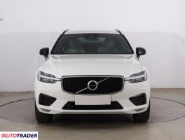 Volvo XC60 2019 2.0 246 KM