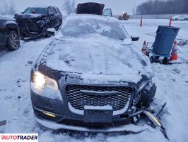 Chrysler 300C 2022 3