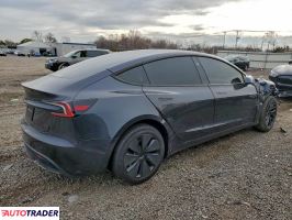 Tesla Model 3 2025