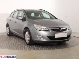 Opel Astra 2011 1.7 108 KM