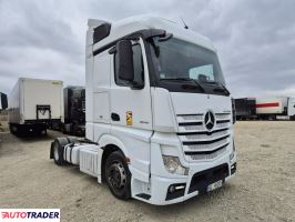 Mercedes Actros