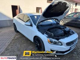 Volvo S60 2017 2.0 245 KM