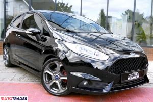 Ford Fiesta 2015 1.6 182 KM