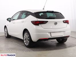 Opel Astra 2016 1.6 108 KM