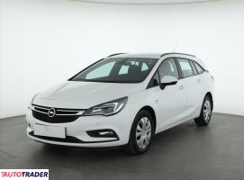 Opel Astra 2018 1.6 108 KM