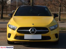 Mercedes A-klasa 2022 1.3 214 KM