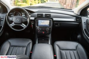 Mercedes R-klasa 2009 3.0 224 KM