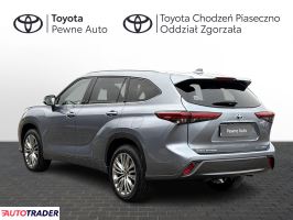 Toyota Highlander 2022 2.5 248 KM Toyota Highlander 2022 2.5 248 KM