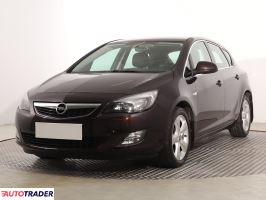 Opel Astra 2011 1.4 88 KM