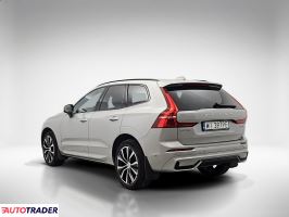 Volvo XC60 2024 2.0 250 KM