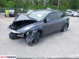 Tesla Model Y 2026 Tesla Model Y 2026