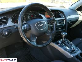 Audi A4 2012 2.0 143 KM Audi A4 2012 2.0 143 KM