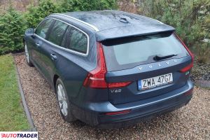 Volvo V60 2019 2.0 150 KM