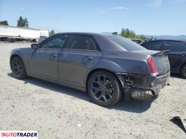 Chrysler 300C 2021 3