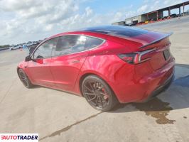 Tesla Model 3 2025