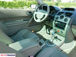 Renault Megane 2004 2.0 135 KM