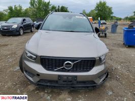 Volvo XC40 2022 2