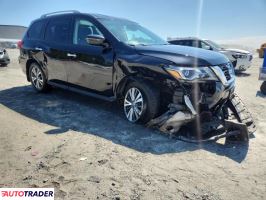 Nissan Pathfinder 2019 3