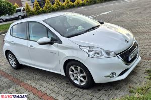 Peugeot 208 2014 1.2 82 KM Peugeot 208 2014 1.2 82 KM