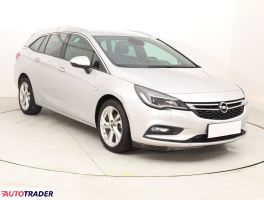Opel Astra 2017 1.4 147 KM