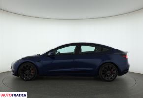 Tesla Model 3 2022 505 KM