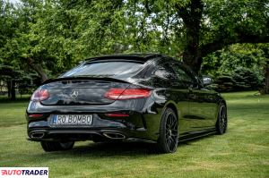 Mercedes C-klasa 2017 2.0 184 KM Mercedes C-klasa 2017 2.0 184 KM