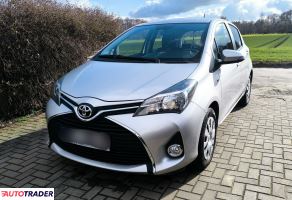 Toyota Yaris 2014 1.3 99 KM