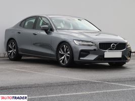 Volvo S60 2019 2.0 187 KM