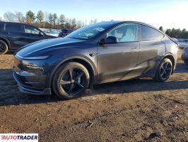 Tesla Model Y 2026