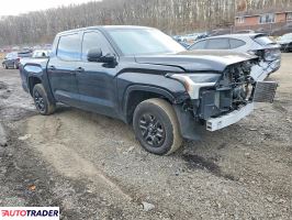 Toyota Tundra 2022 3