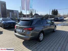Opel Astra 2018 1.6 110 KM