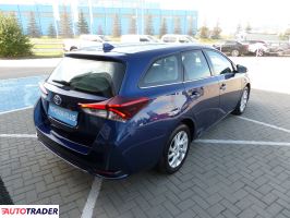 Toyota Auris 2017 1.8 136 KM Toyota Auris 2017 1.8 136 KM