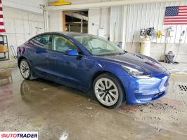Tesla Model 3 2022