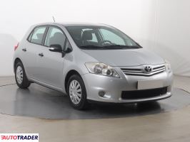 Toyota Auris 2010 1.3 97 KM