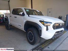 Toyota Tacoma 2025 2