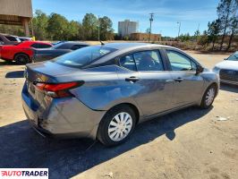 Nissan Versa 2020 1