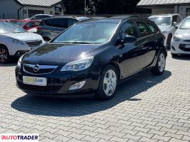 Opel Astra 2011 1.4 120 KM