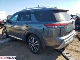 Nissan Pathfinder 2022 3