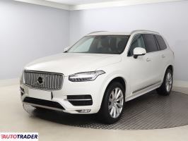 Volvo XC90 2019 2.0 231 KM