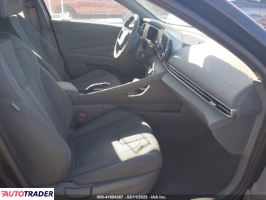 Hyundai Elantra 2024 2